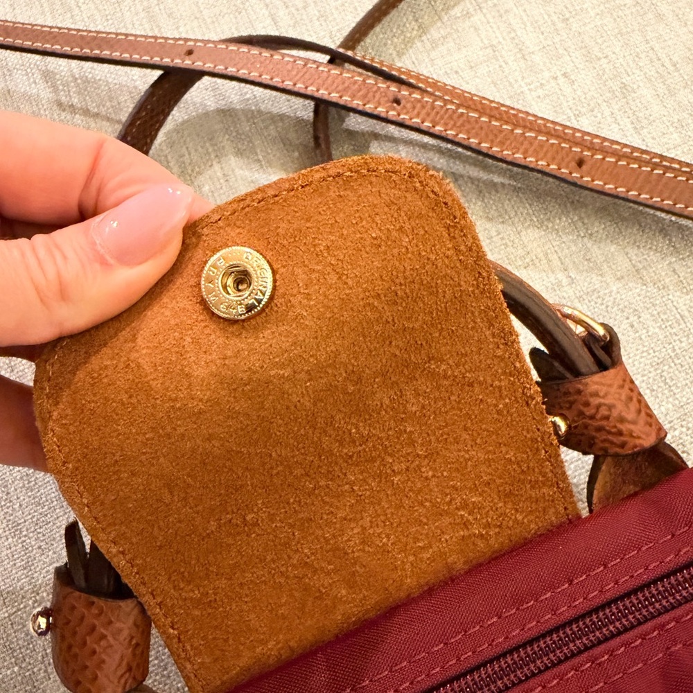 Longchamp mini Burgundy RARE - Picture 3 of 5